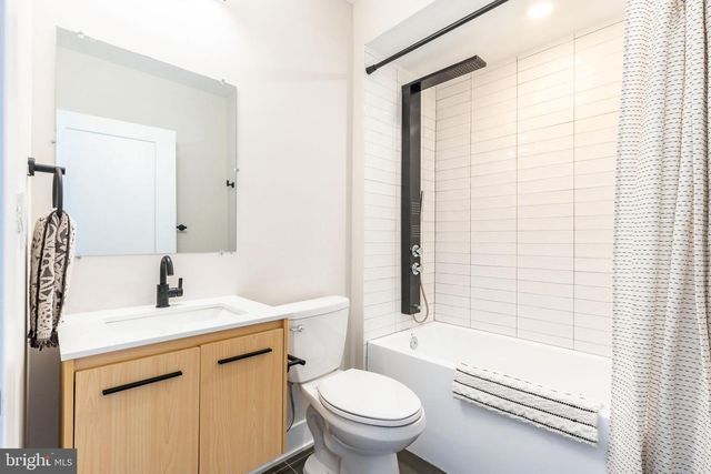 3847 RIDGE AVE, Philadelphia, PA 19132
