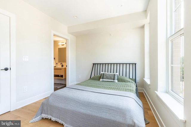 3847 RIDGE AVE, Philadelphia, PA 19132
