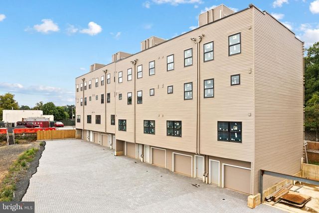 3847 RIDGE AVE, Philadelphia, PA 19132