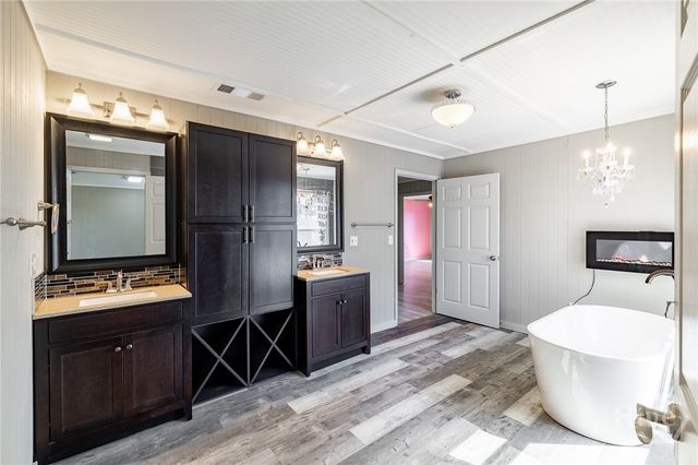 65 Lexington Carlton Road, Lexington, GA 30648
