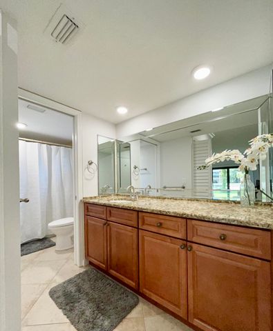 11863 Wimbledon Circle 401, Wellington, FL 33414