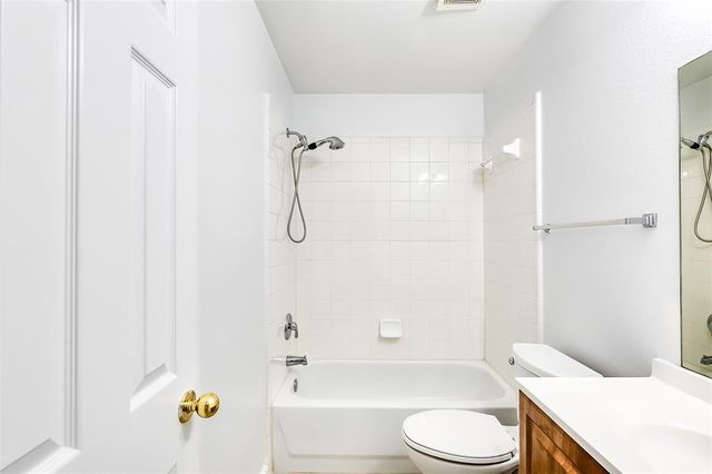 6604 Cromarty LN, Austin, TX 78754