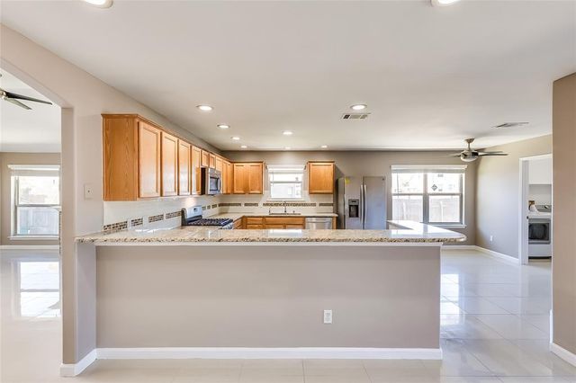 6604 Cromarty LN, Austin, TX 78754