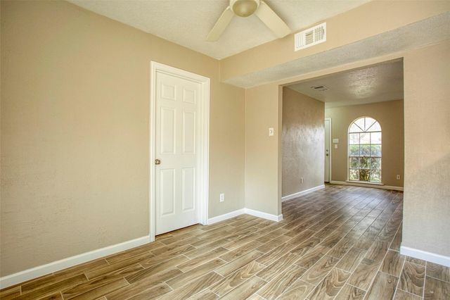 1556 Silverpines Road 556, Houston, TX 77062