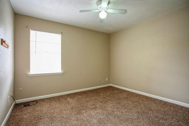 1556 Silverpines Road 556, Houston, TX 77062