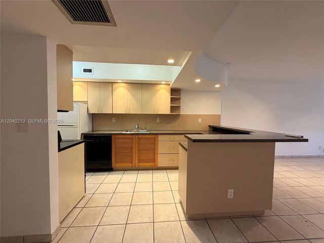 100 Lincoln Road 1410, Miami Beach, FL 33139