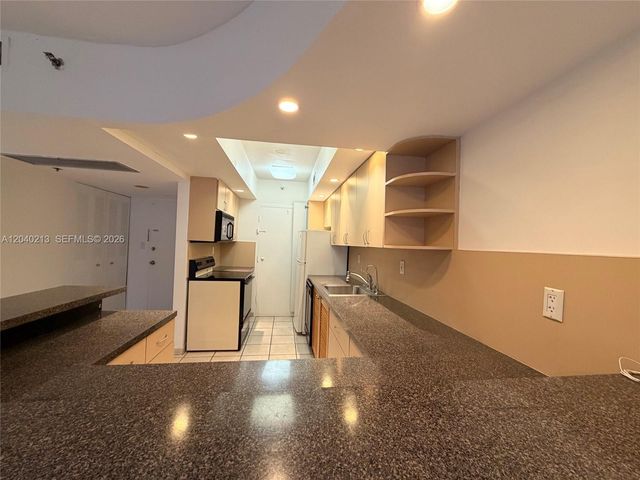 100 Lincoln Road 1410, Miami Beach, FL 33139