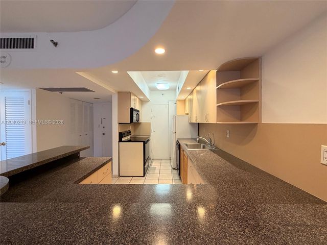 100 Lincoln Road 1410, Miami Beach, FL 33139