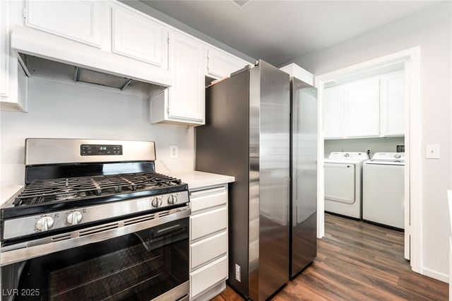 1904 Cedar Bluffs Way, Las Vegas, NV 89128