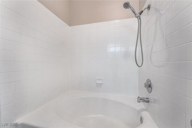 1904 Cedar Bluffs Way, Las Vegas, NV 89128