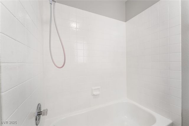 1904 Cedar Bluffs Way, Las Vegas, NV 89128