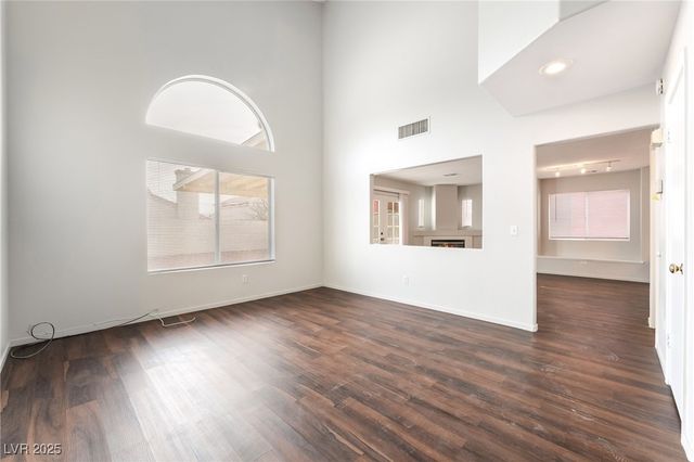 1904 Cedar Bluffs Way, Las Vegas, NV 89128