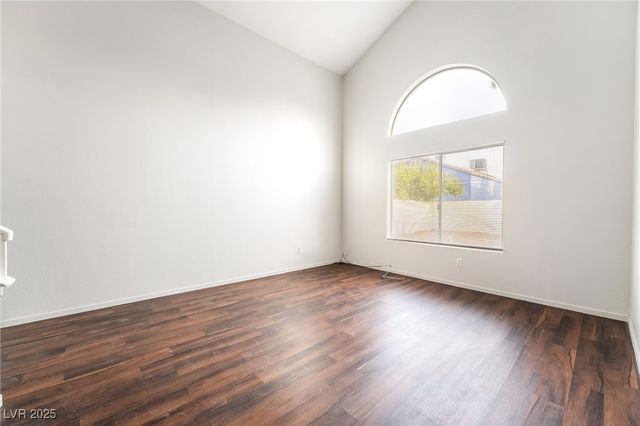 1904 Cedar Bluffs Way, Las Vegas, NV 89128