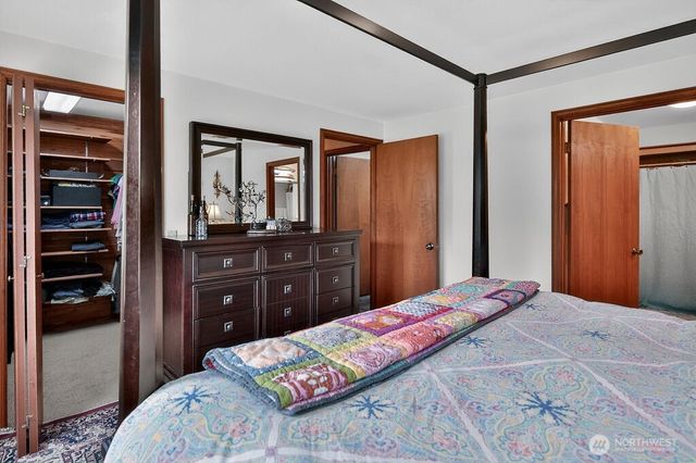 91 W Goforth Road, Sequim, WA 98382