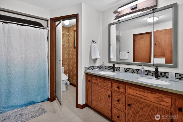 91 W Goforth Road, Sequim, WA 98382
