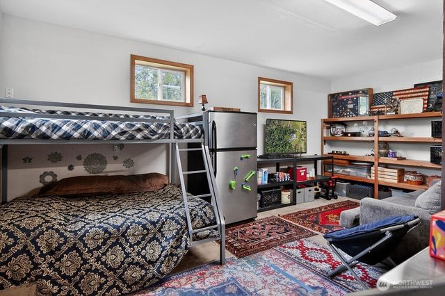 91 W Goforth Road, Sequim, WA 98382