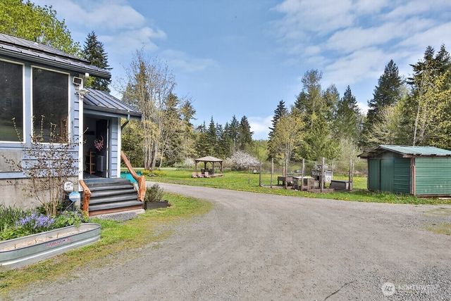 91 W Goforth Road, Sequim, WA 98382