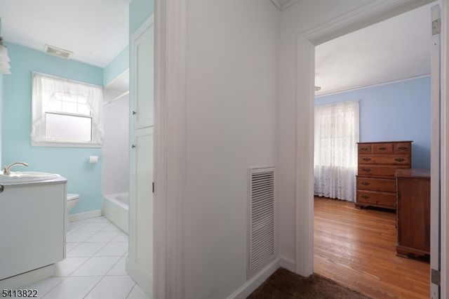 13 Roger Ave, Cranford Twp., NJ 07016