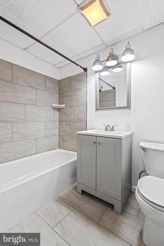 2611 E HOFFMAN ST, Baltimore, MD 21213