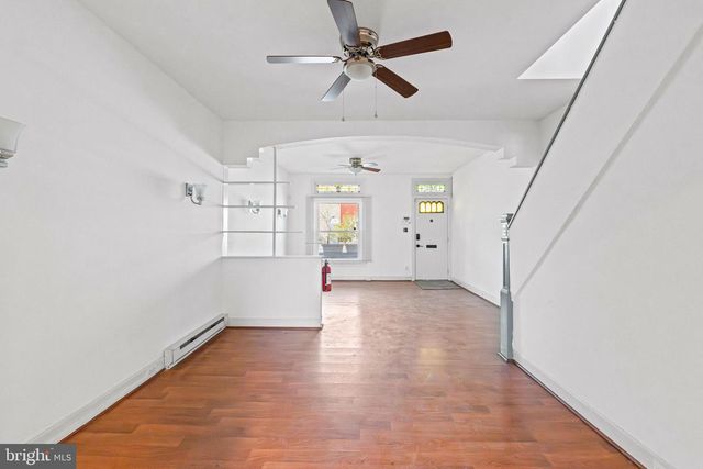 2611 E HOFFMAN ST, Baltimore, MD 21213