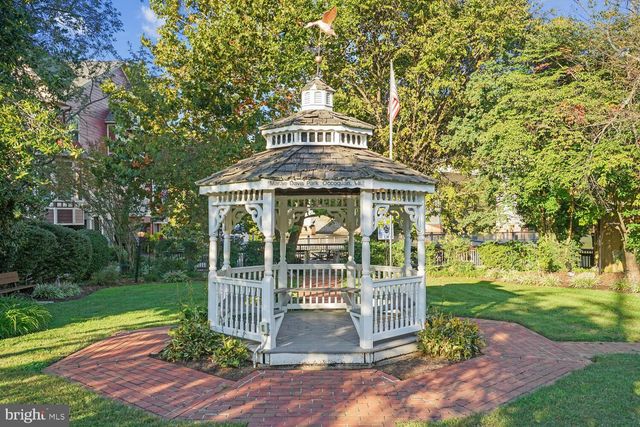 1555 RIVERTOWN PL, Occoquan, VA 22125