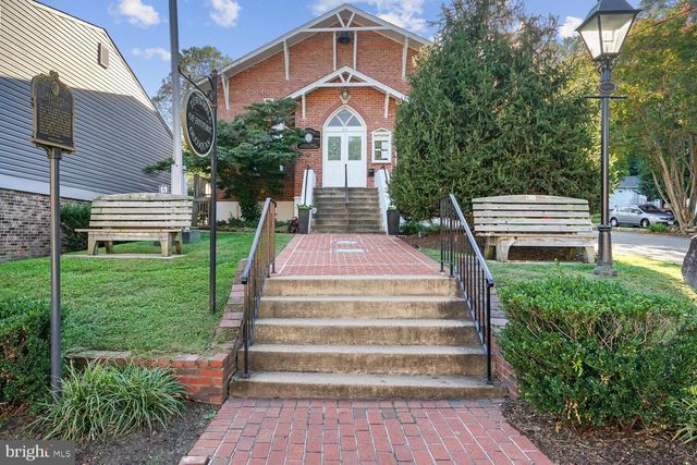 1555 RIVERTOWN PL, Occoquan, VA 22125