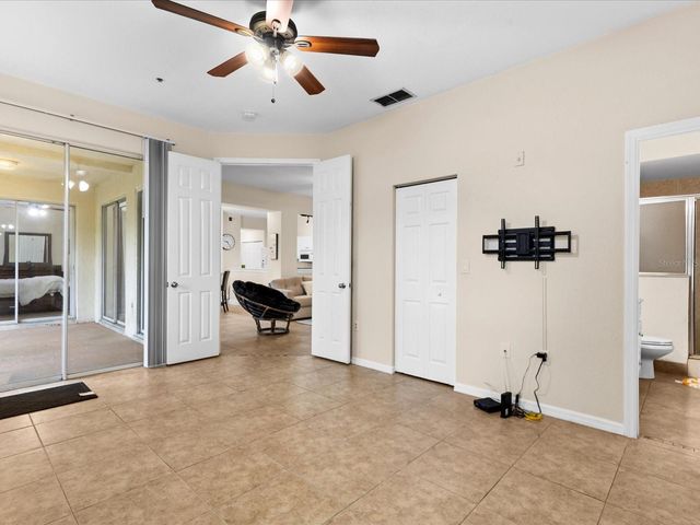 5041 SUNRIDGE PALMS DRIVE 103, Tampa, FL 33617