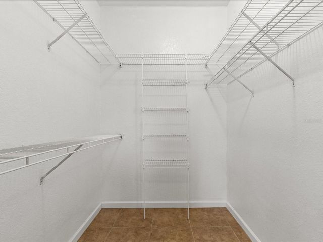 5041 SUNRIDGE PALMS DRIVE 103, Tampa, FL 33617