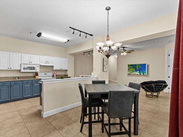 5041 SUNRIDGE PALMS DRIVE 103, Tampa, FL 33617