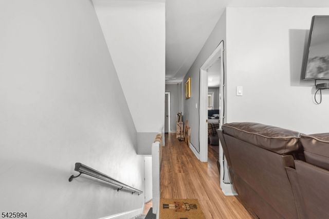 237 Halsted St, East Orange City, NJ 07018