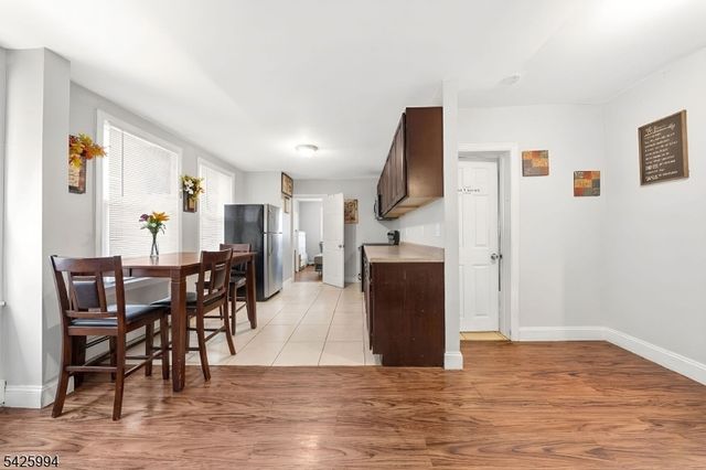 237 Halsted St, East Orange City, NJ 07018