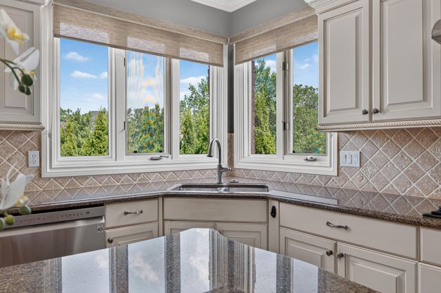 57629 Stonebriar Drive, Washington, MI 48094