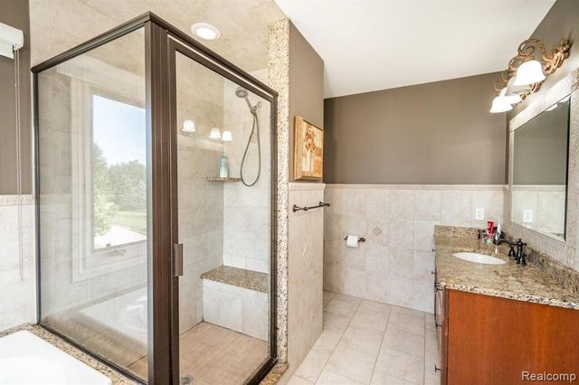 57629 Stonebriar Drive, Washington, MI 48094