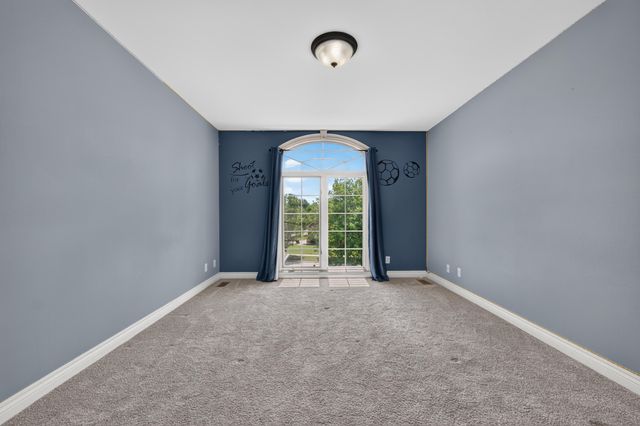 57629 Stonebriar Drive, Washington, MI 48094