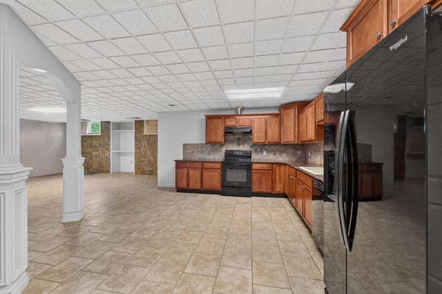 57629 Stonebriar Drive, Washington, MI 48094