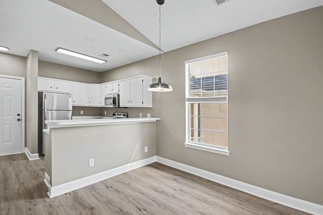 504 River Oaks Dr Apt 57O, Myrtle Beach, SC 29579