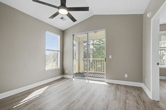 504 River Oaks Dr Apt 57O, Myrtle Beach, SC 29579
