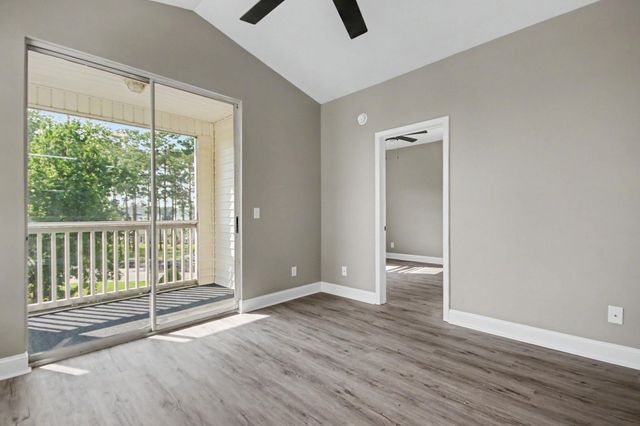 504 River Oaks Dr Apt 57O, Myrtle Beach, SC 29579
