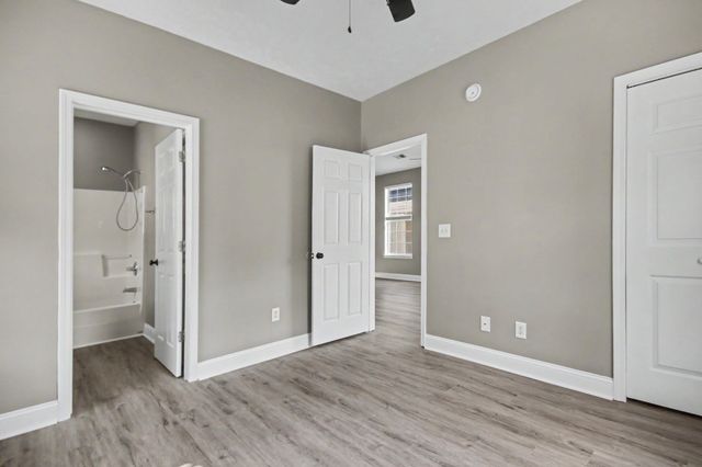 504 River Oaks Dr Apt 57O, Myrtle Beach, SC 29579