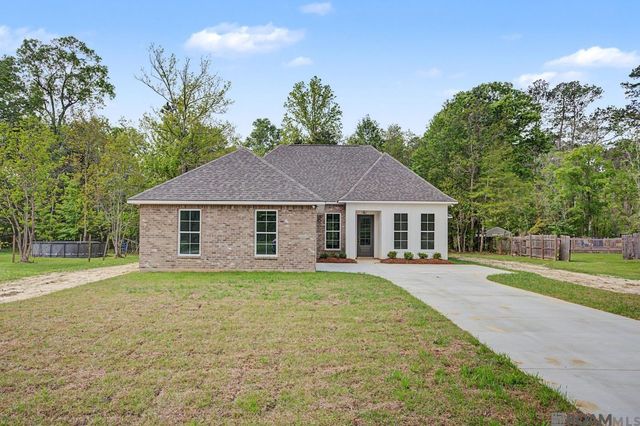 21117 April Ln, Livingston, LA 70754