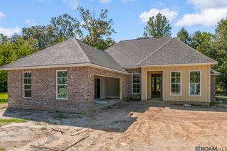 21117 April Ln, Livingston, LA 70754