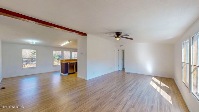 136 Hunters Ridge, Madisonville, TN 37354