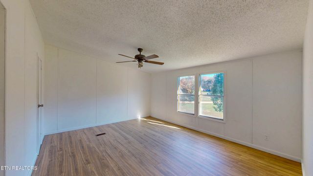 136 Hunters Ridge, Madisonville, TN 37354