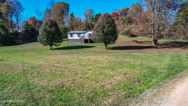136 Hunters Ridge, Madisonville, TN 37354