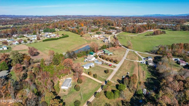 136 Hunters Ridge, Madisonville, TN 37354