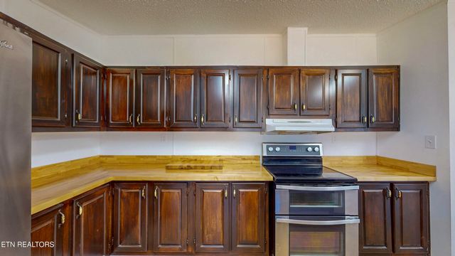 136 Hunters Ridge, Madisonville, TN 37354