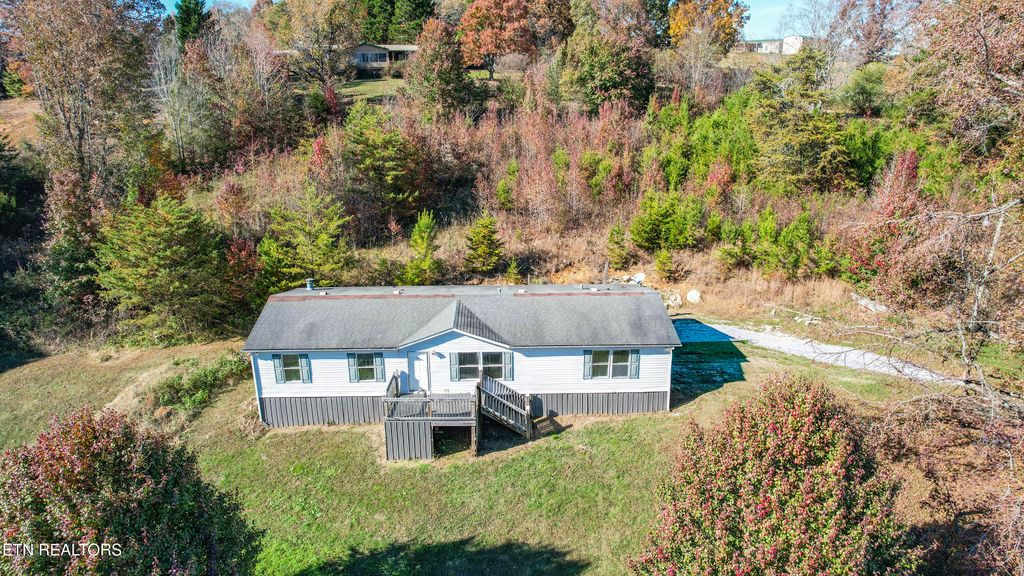 136 Hunters Ridge, Madisonville, TN 37354