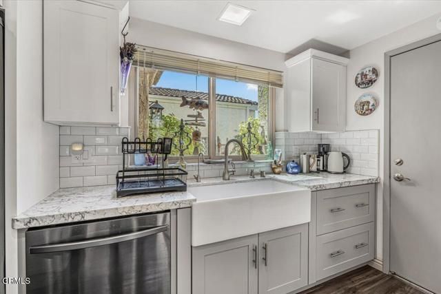 6186 Irena Avenue, Camarillo, CA 93012