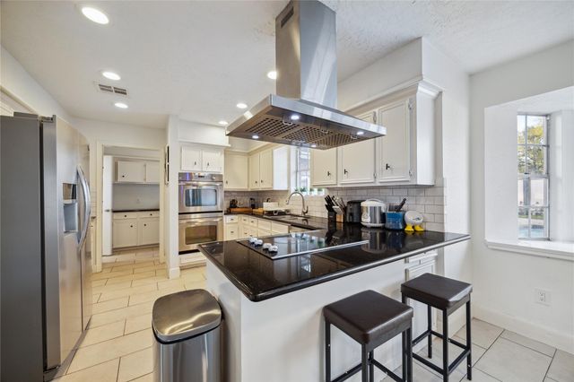 15302 La Mancha Drive, Houston, TX 77083