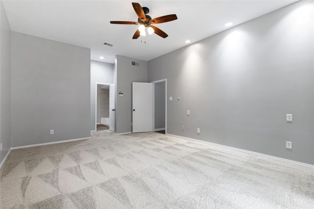10437 High Hollows Drive 219, Dallas, TX 75230
